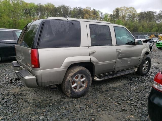 2000 Cadillac Escalade Luxury