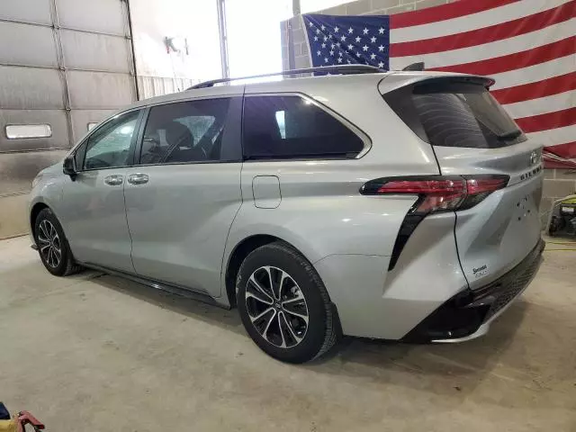 2023 Toyota Sienna XSE