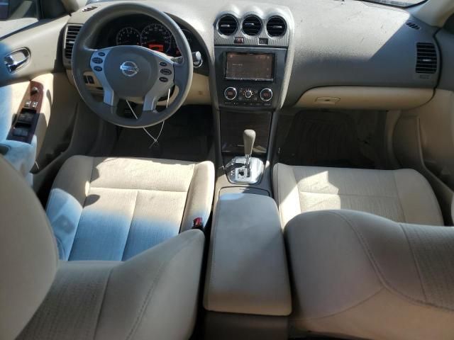 2010 Nissan Altima Base