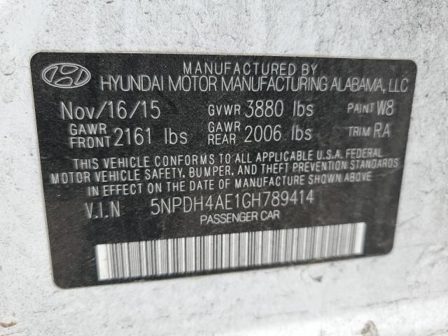 2016 Hyundai Elantra SE