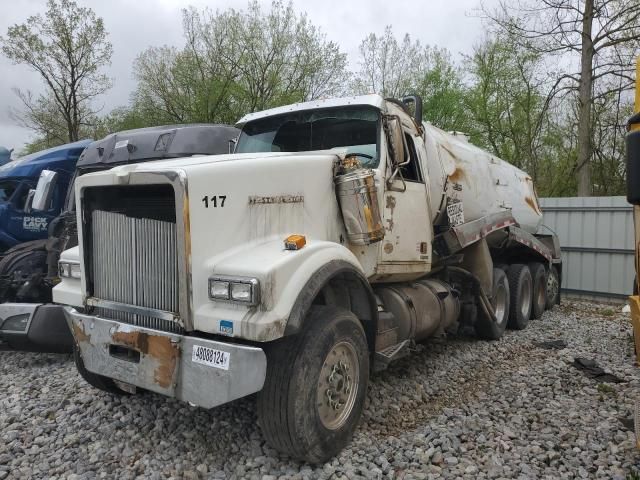 2018 Western Star Conventional 4900FA