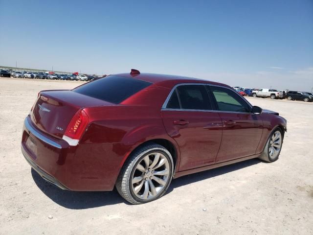 2016 Chrysler 300 Limited