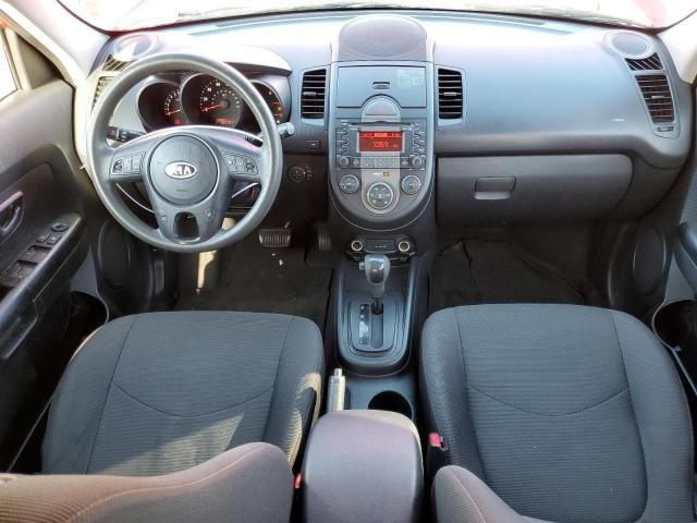 2010 KIA Soul +