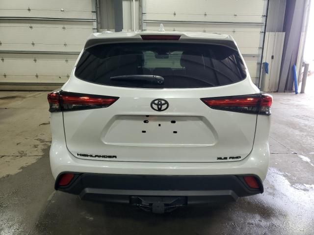 2022 Toyota Highlander XLE