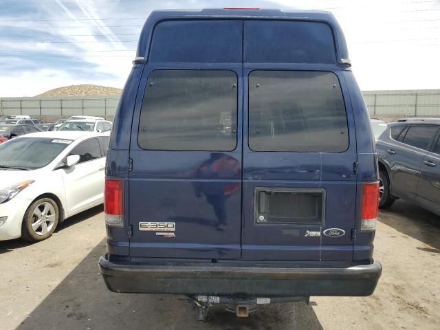 2011 Ford Econoline E350 Super Duty Wagon