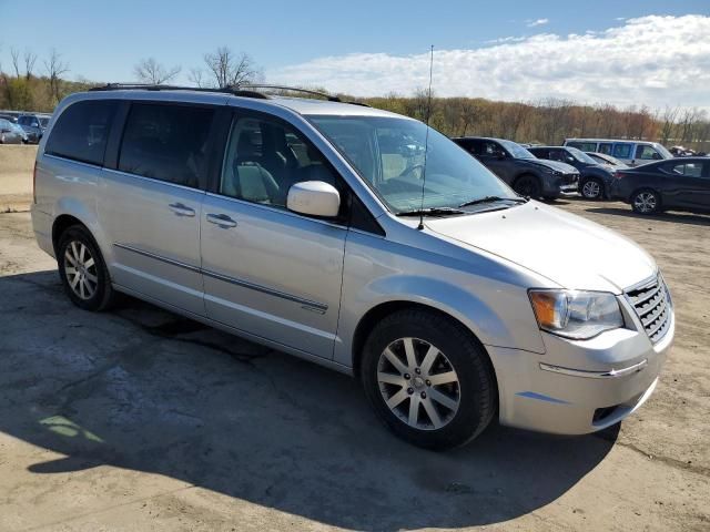 2010 Chrysler Town & Country Touring