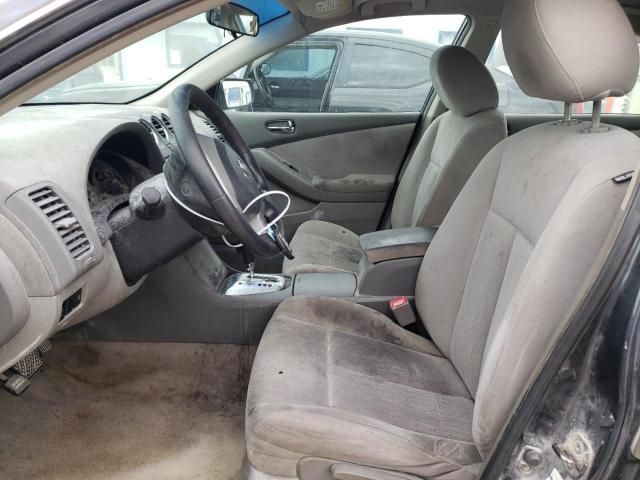 2010 Nissan Altima Base