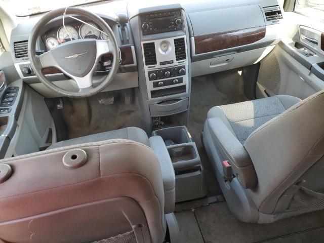 2009 Chrysler Town & Country Touring