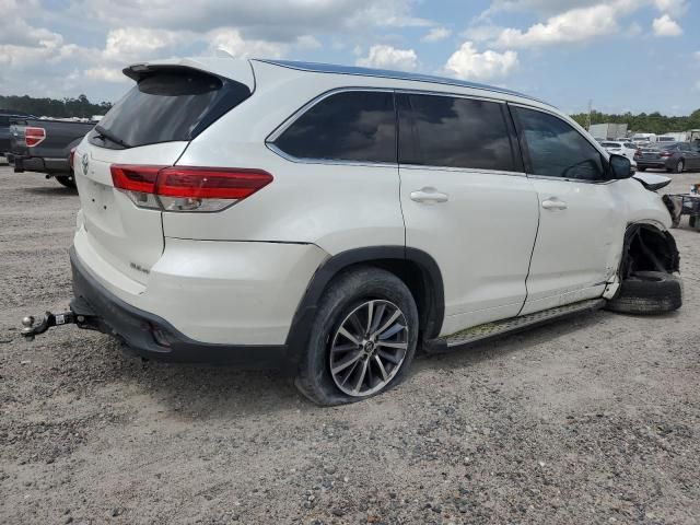 2018 Toyota Highlander SE