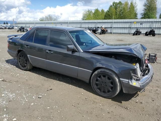 1994 Mercedes-Benz E 320