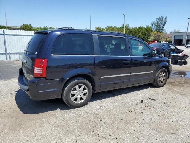 2010 Chrysler Town & Country Touring Plus