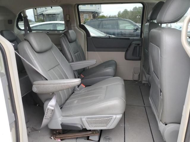 2008 Chrysler Town & Country Touring