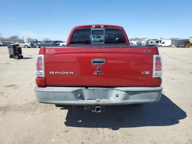 2006 Mitsubishi Raider Durocross