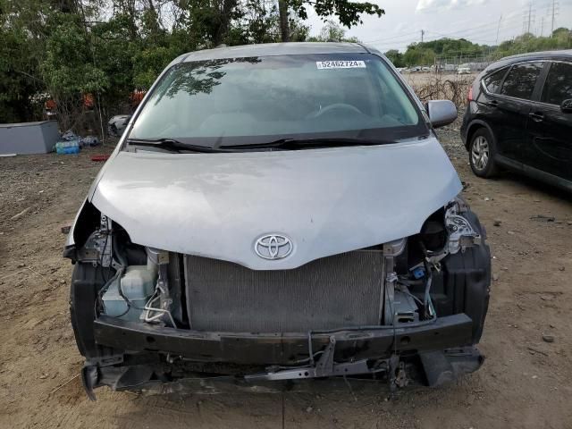 2012 Toyota Sienna LE