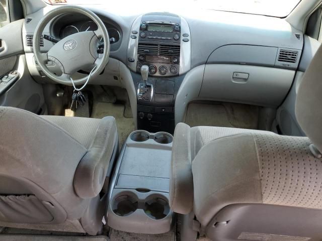 2010 Toyota Sienna CE