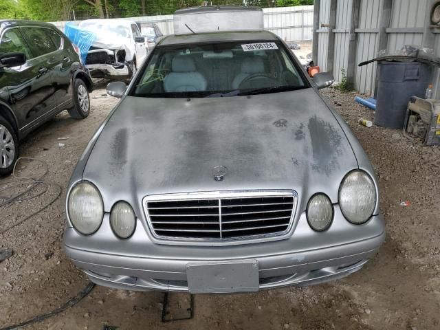 2000 Mercedes-Benz CLK 320