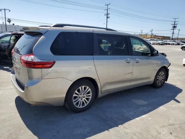 2015 Toyota Sienna XLE