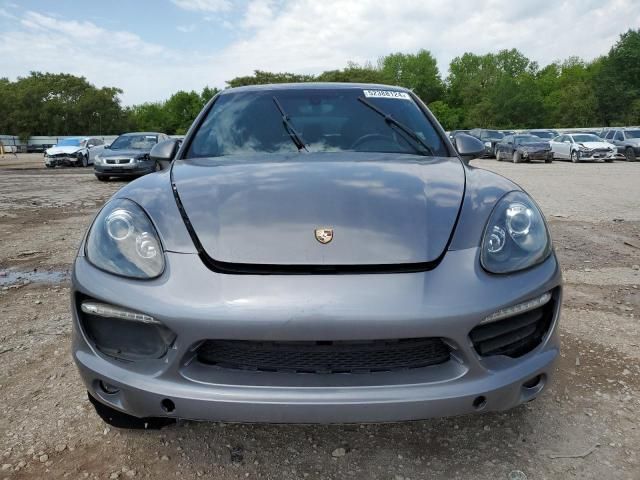 2013 Porsche Cayenne GTS