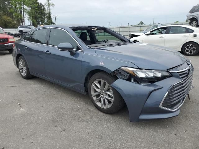 2022 Toyota Avalon XLE