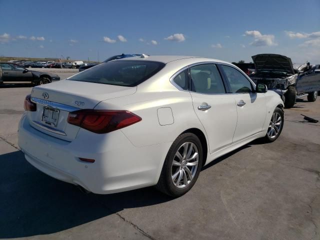 2015 Infiniti Q70 3.7