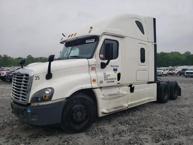 2015 Freightliner Cascadia 125