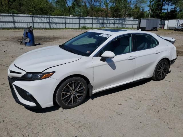 2021 Toyota Camry SE