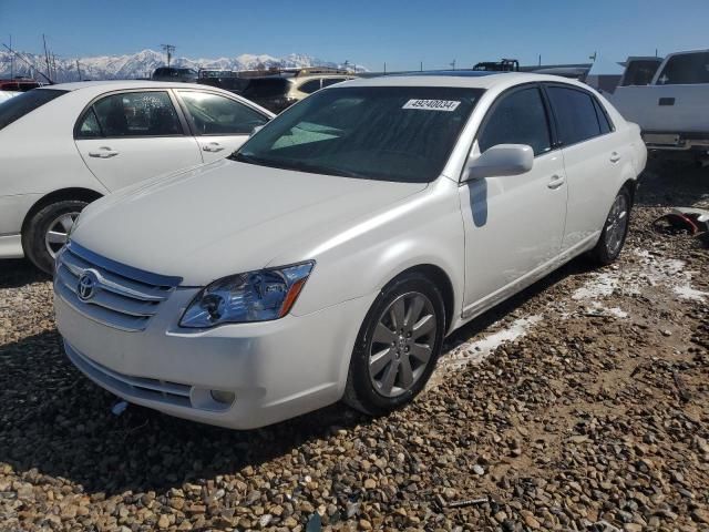 2005 Toyota Avalon XL