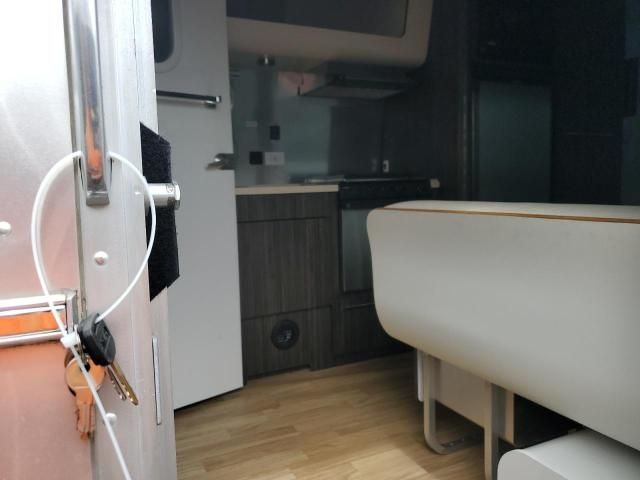 2019 Airstream Internatio