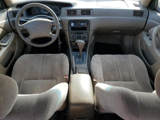 1997 Toyota Camry LE