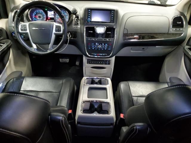 2012 Chrysler Town & Country Limited