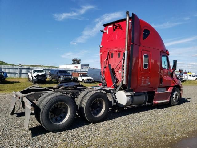 2015 Freightliner Cascadia 125