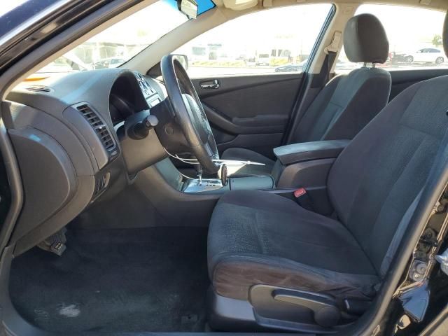 2011 Nissan Altima Base