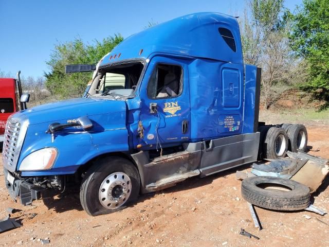 2015 Freightliner Cascadia 125