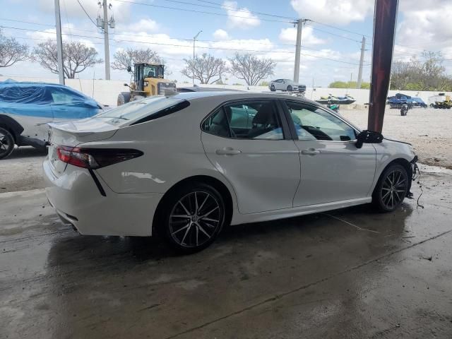 2021 Toyota Camry SE