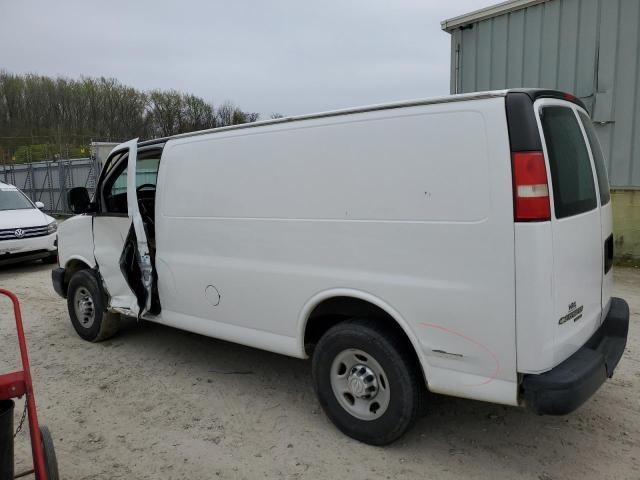 2015 Chevrolet Express G2500