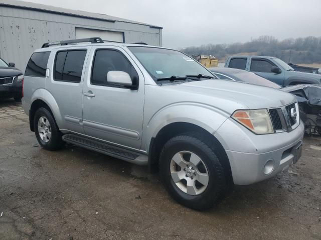 2007 Nissan Pathfinder LE