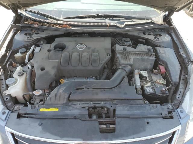 2010 Nissan Altima Base