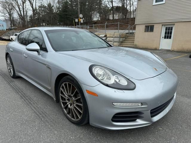 2014 Porsche Panamera 2