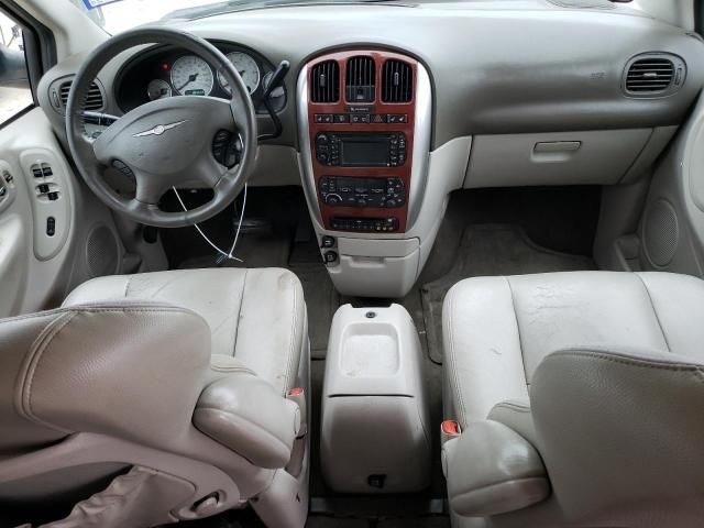 2005 Chrysler Town & Country Limited