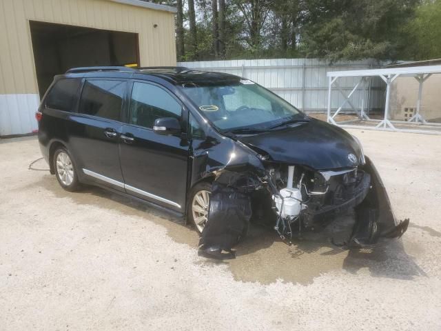 2017 Toyota Sienna XLE