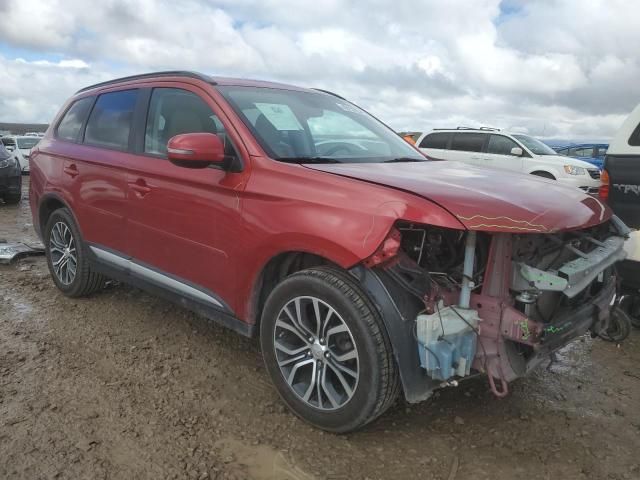 2016 Mitsubishi Outlander SE