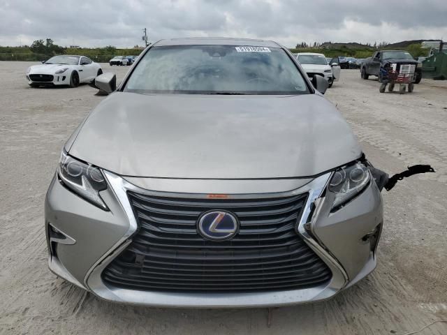 2017 Lexus ES 300H