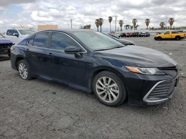 2022 Toyota Camry LE