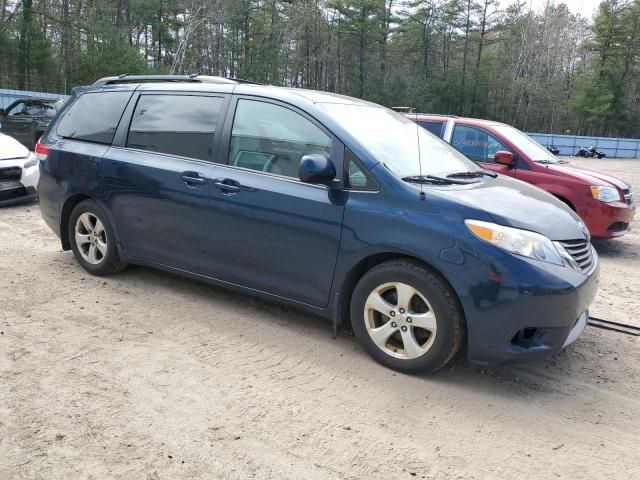 2011 Toyota Sienna LE