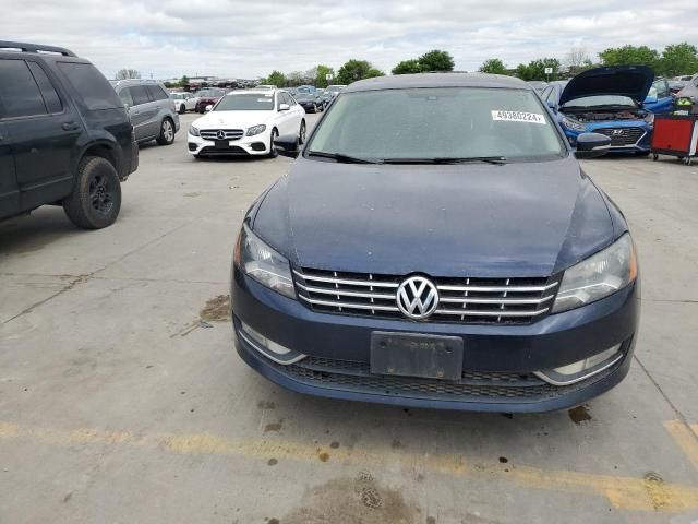 2014 Volkswagen Passat SEL