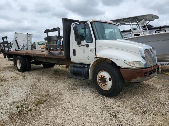 2004 International 4000 4300