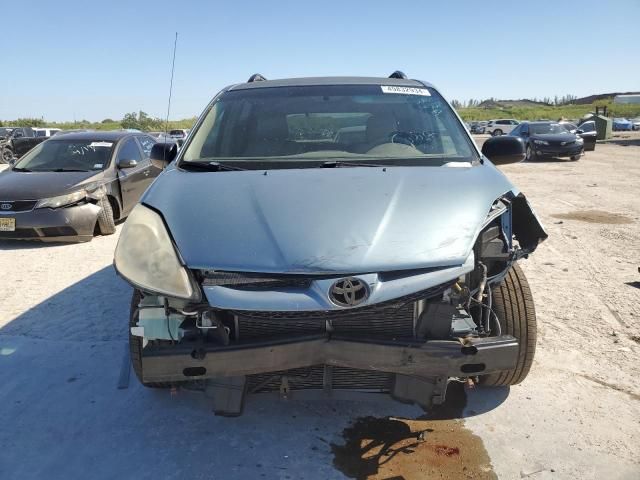 2008 Toyota Sienna CE