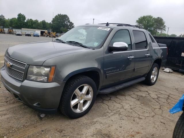 2011 Chevrolet Avalanche LT