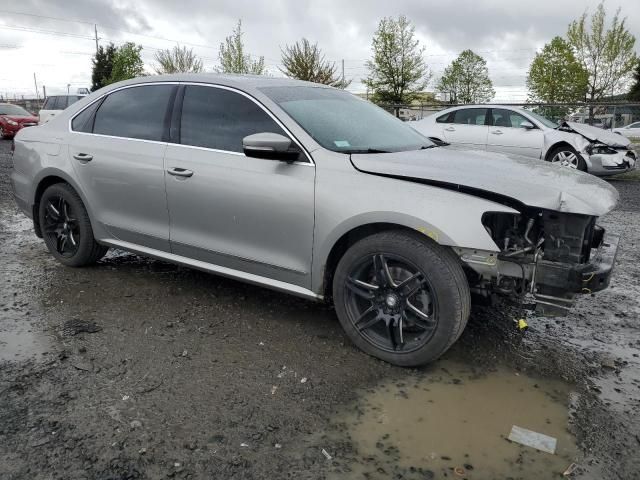 2013 Volkswagen Passat SEL