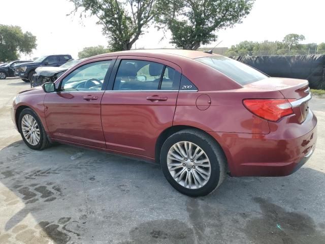 2013 Chrysler 200 LX